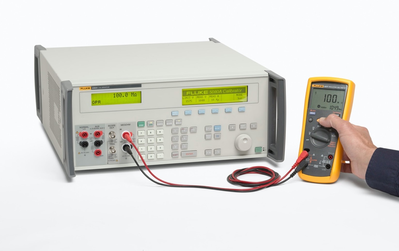 Fluke Calibration 5080A Multi-Product Calibrator is Being Used to Calibrate a Fluke 113 Digital Multimeter